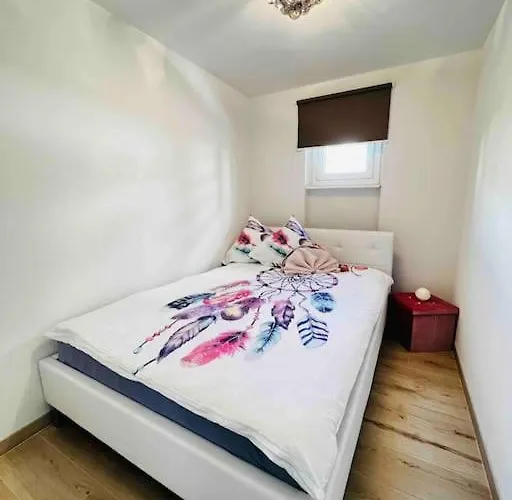 Valere Ii - De 3,5 Pieces De Standing ロイカーバード